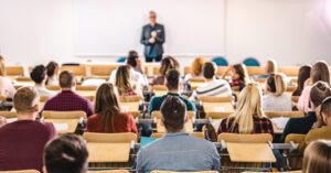[en portugués] Tradição e ruptura num mesmo lugar